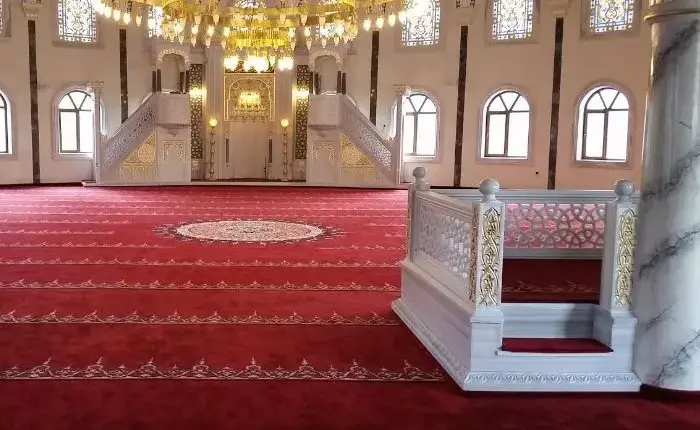 Red Mosque Carpet